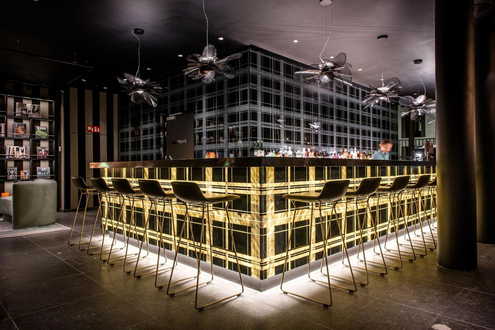 Motel One แอนต์เวิร์ป ภายนอก รูปภาพ