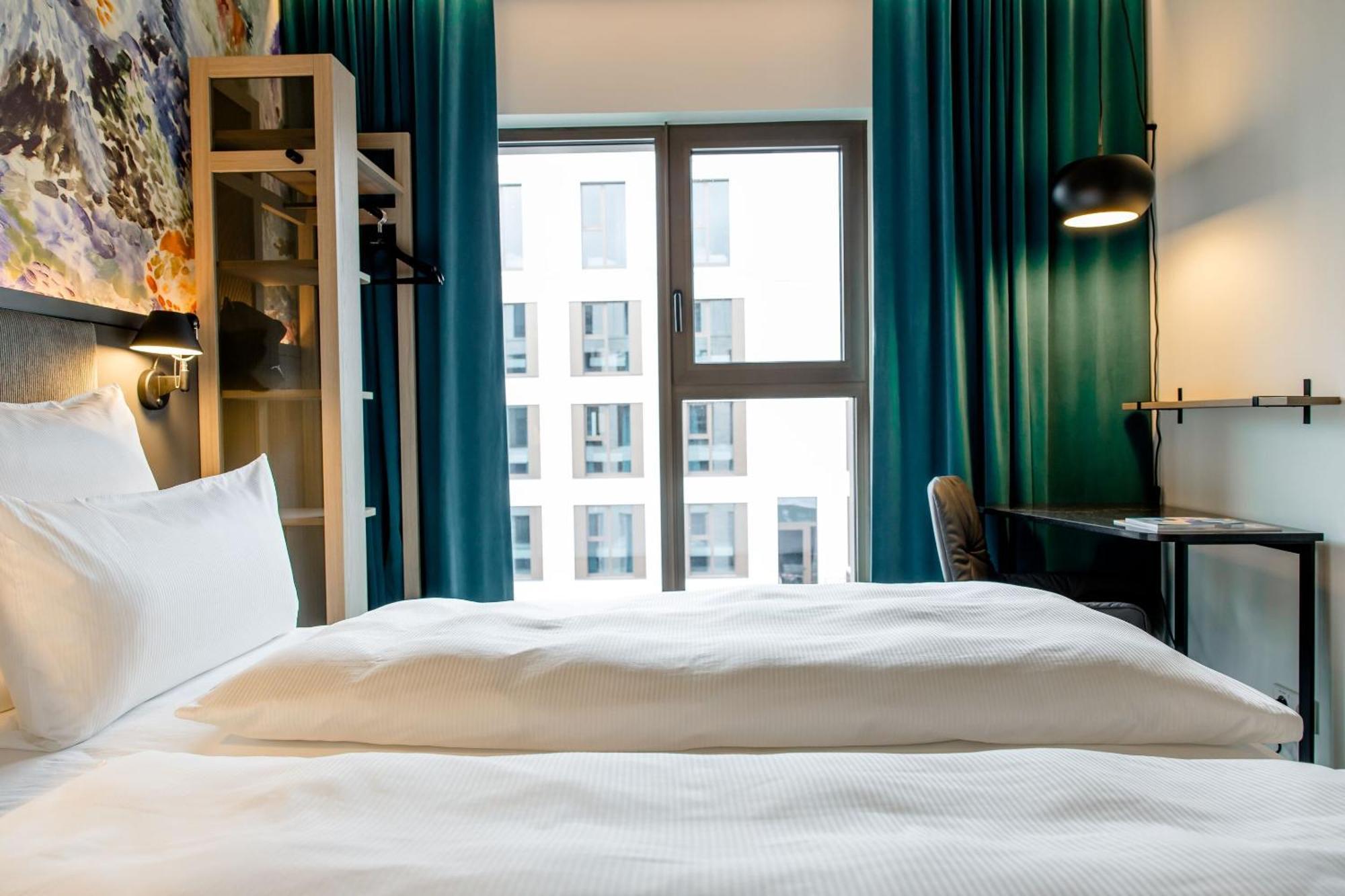 Motel One แอนต์เวิร์ป ภายนอก รูปภาพ
