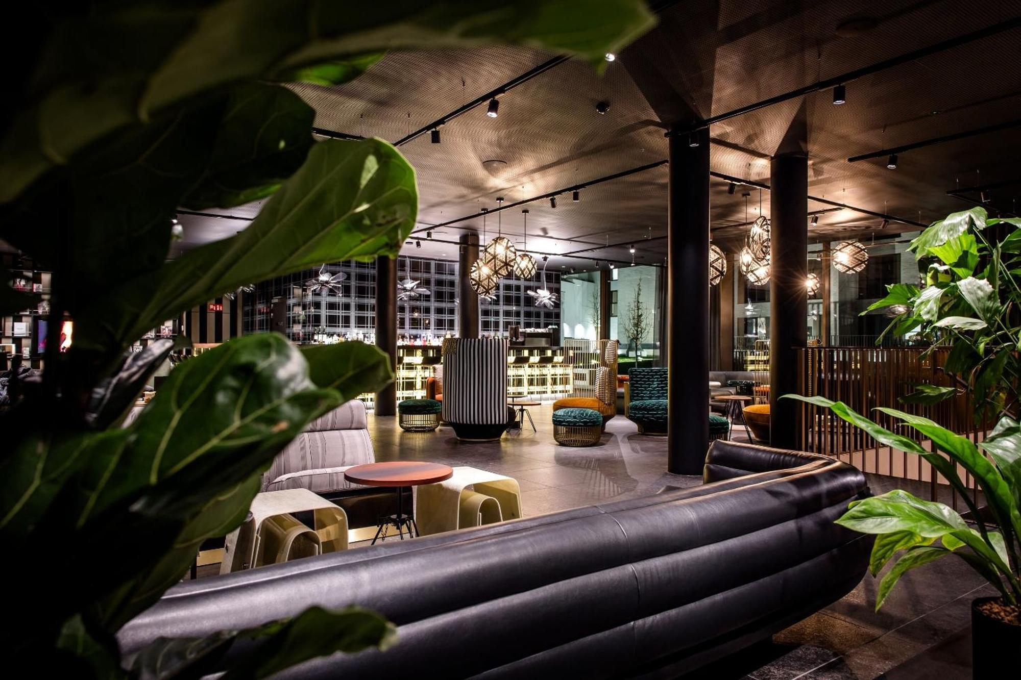 Motel One แอนต์เวิร์ป ภายนอก รูปภาพ